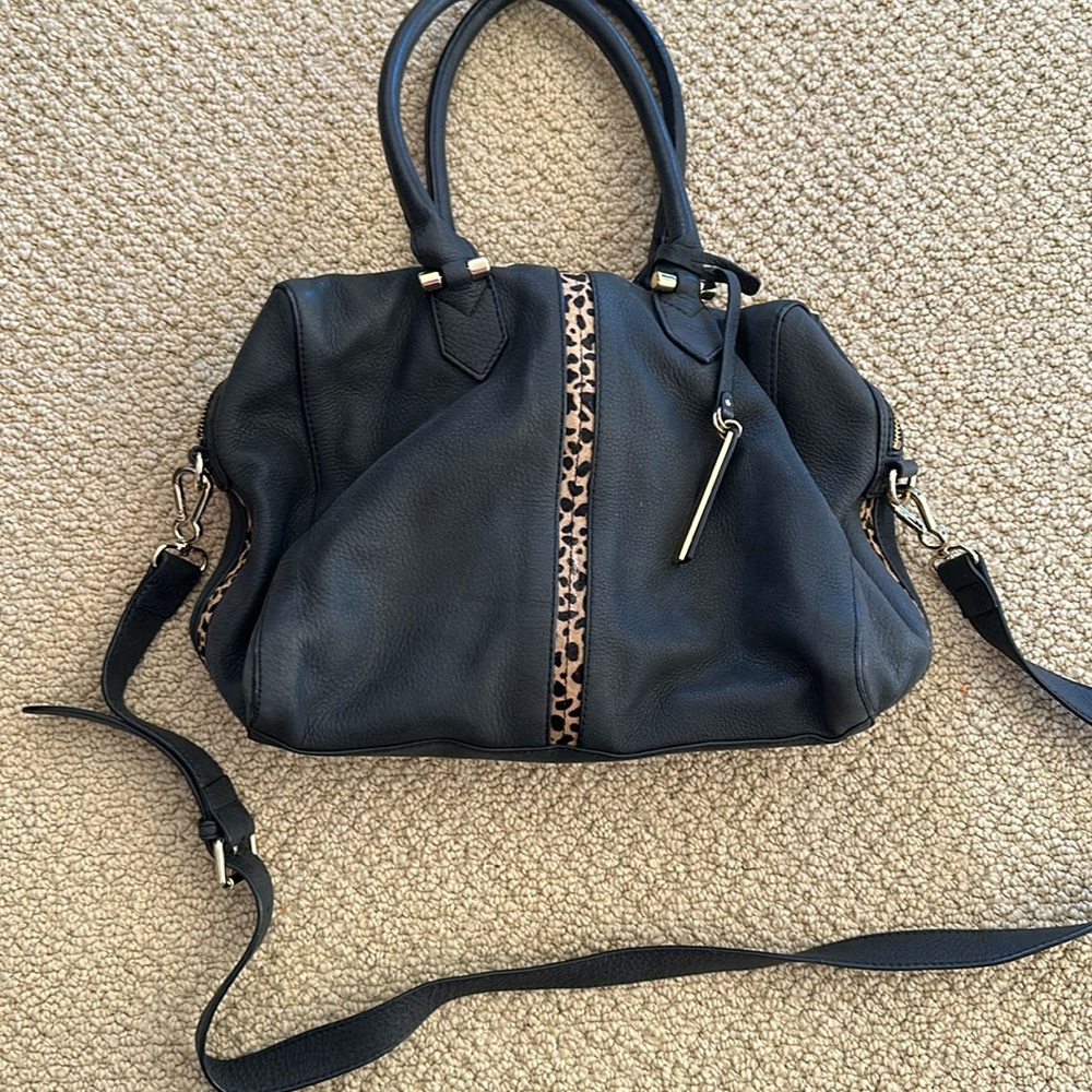 Vince Camuto purse
